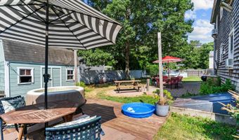 59 Belvedere Dr, Bristol, RI 02809