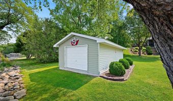 49 196th St, Alden, WI 54026