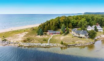 16560 Starke Rd, Arcadia, MI 49613