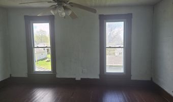 111 N Poplar St, Amboy, IN 46911
