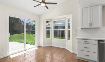 325 Cheyenne Ln, Escondido, CA 92026