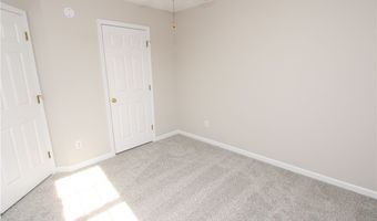 101 Lake Meadow Dr, Apex, NC 27502