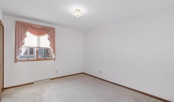 118 Main St, Arlington, WI 53911