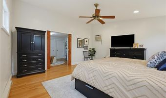 82 Leroy Dr, East Providence, RI 02915