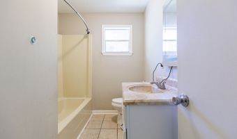 203 Magnolia Dr, Adel, GA 31620
