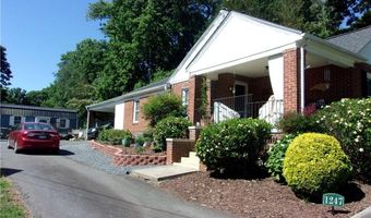 1247 Sunset Dr, Asheboro, NC 27205