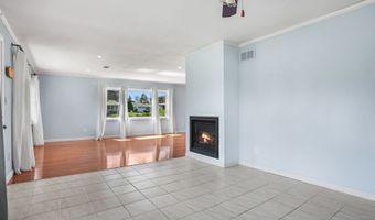 498 Juniper Ln, Cheshire, CT 06410