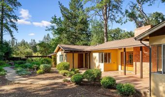 525 Keyes Ave, Angwin, CA 94508