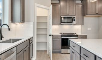 734 NW 28TH St, Battle Ground, WA 98604