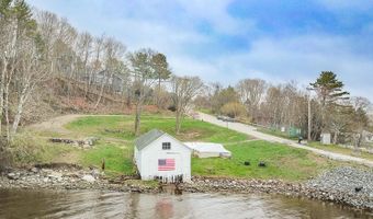 17 Footbridge Rd, Belfast, ME 04915