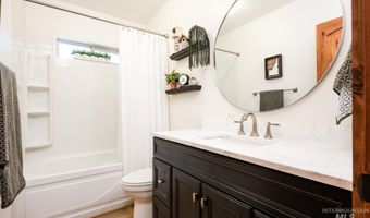 10390 Gamann Dr, Cascade, ID 83611