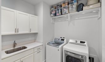 9501 WILDOAK Dr, Bethesda, MD 20814
