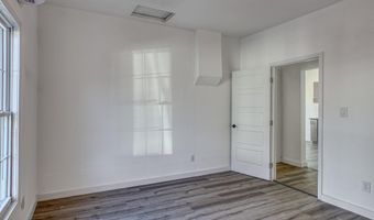 301 W High St, Alba, MO 64830