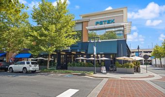 20254 NORTHPARK Dr, Ashburn, VA 20147