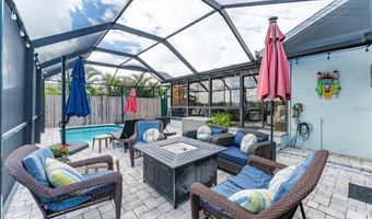 909 SILVER PALM Way, Apollo Beach, FL 33572