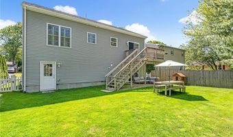 86 Inkberry Trl, Narragansett, RI 02882