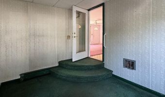 224 Eastern Ave, Augusta, ME 04330
