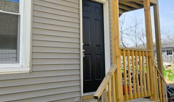 14 Meadow St, Ansonia, CT 06401