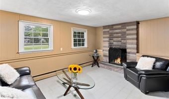 398 Central St, North Smithfield, RI 02896