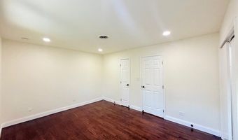 833 W Heritage Dr 1, Addison, IL 60101