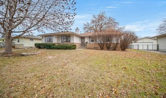 1105 SE Bel Aire Rd, Ankeny, IA 50021