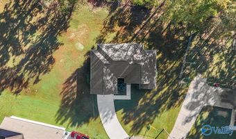 314 Creekside Dr, Albertville, AL 35950