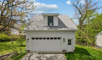 2150 N STAFFORD St, Arlington, VA 22207
