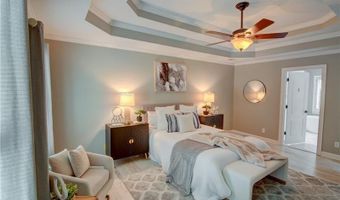 5196 Staverly Ln, Peachtree Corners, GA 30092