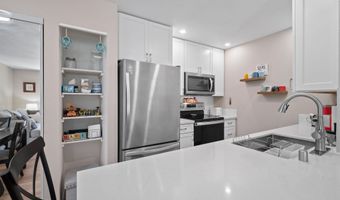 140 UWAPO Rd 23-205, Kihei, HI 96753