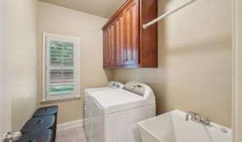 202 Saddlehorn Trl, Ball Ground, GA 30107