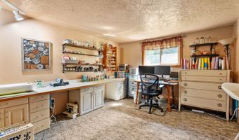 25465 S BEAVERCREEK Rd, Beavercreek, OR 97004