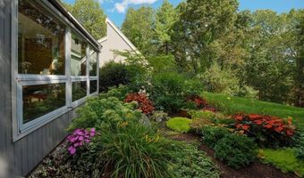 40 Bicentennial Way, Boxborough, MA 01719
