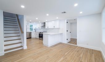 62 Central Ave, Amityville, NY 11701