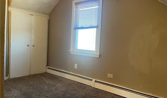 5 Lakeside Ave, Cranston, RI 02910