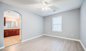 6450 WELLS Grv, Bartlett, TN 38135