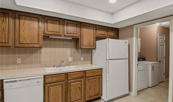 187 Spyglass Dr, Advance, NC 27006
