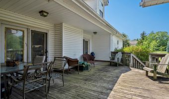 5700 Jankow Rd, Algonac, MI 48001