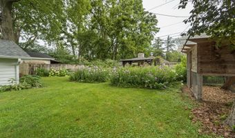2327 Donald St, Ames, IA 50014