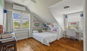 223 Mookua St, Kailua, HI 96734
