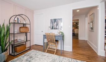 17 Rosedale Ct, Middletown, RI 02842