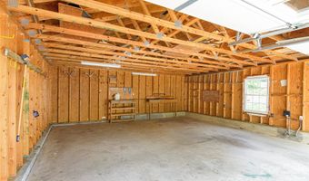 352 Cedar Ln, Arden, NC 28704