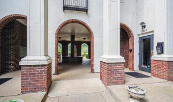 2023 21ST St N 27, Arlington, VA 22201