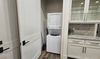 97 Perth Dr A, Bella Vista, AR 72715