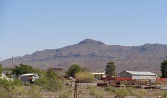 18 El Pato Rd, Caballo, NM 87942