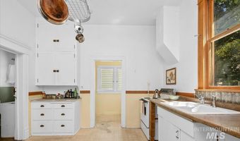 1610 N 8th St, Boise, ID 83702