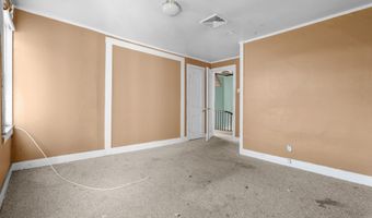 19 Elm St, Ansonia, CT 06401