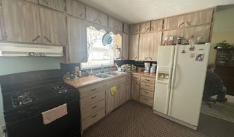 516 N Botkin St, Attica, KS 67009