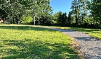 903 Old Celina Rd, Allons, TN 38541