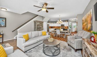 9562 Greenery Ct, Deerfield, OH 45140