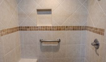 68 Smart Rd, Baxley, GA 31513